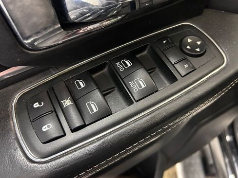 Used 2013 RAM 2500 Limited AWD/4WD image 5
