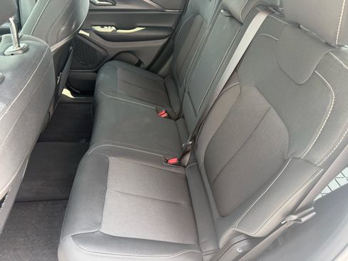 Used 2025 Jeep Grand Cherokee Laredo X w/ Luxury Tech Group I AWD/4WD image 22
