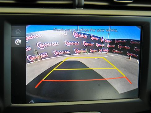 Used 2024 Kia Soul LX w/ Option Group 015 FWD image 17