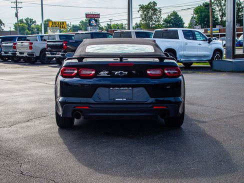 Used 2023 Chevrolet Camaro LT w/ Technology Package RWD image 6