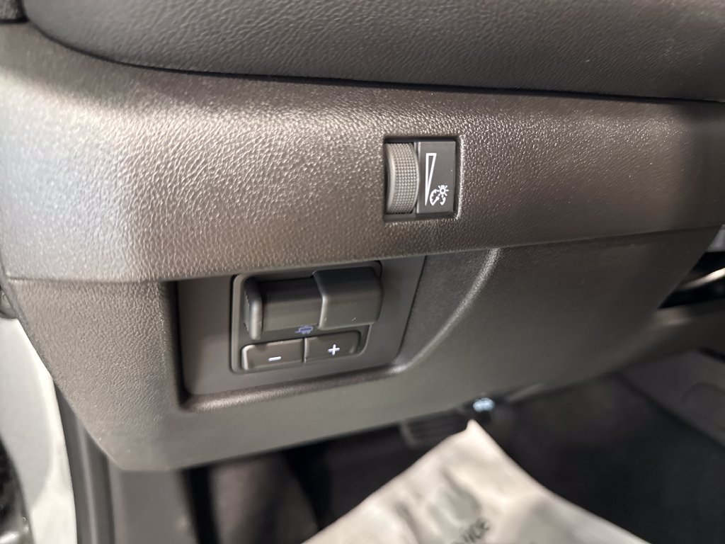New 2026 Chevrolet Colorado LT w/ LT Convenience Package AWD/4WD image 8