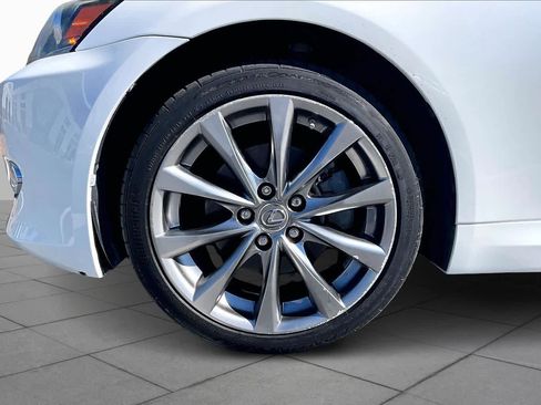 Used 2013 Lexus IS 250C w/ Luxury Pkg image 10