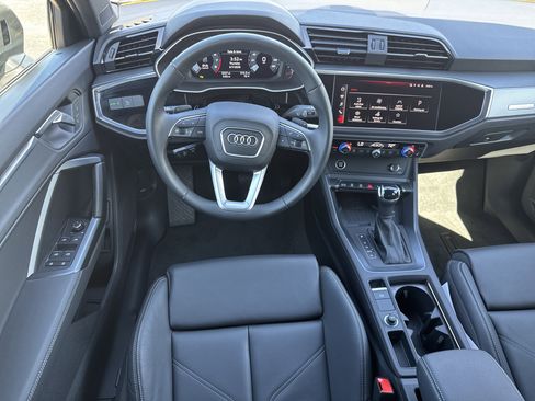 Certified 2025 Audi Q3 2.0T Premium w/ Convenience Package AWD/4WD image 7