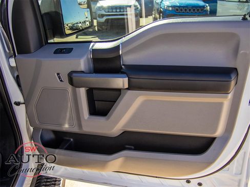 Used 2020 Ford F150 XLT image 18