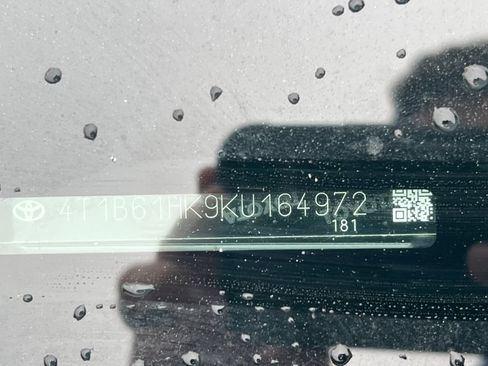 Used 2019 Toyota Camry XSE w/ Driver Assist Package image 3