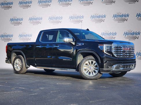 Used 2025 GMC Sierra 1500 Denali image 2