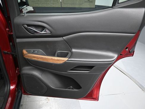 Used 2017 GMC Acadia Denali w/ Technology Package image 41