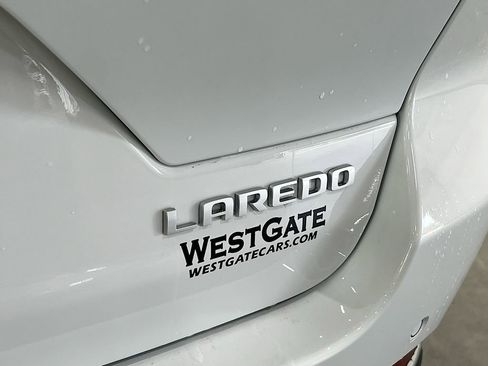 New 2025 Jeep Grand Cherokee Laredo w/ Luxury Tech Group I image 39