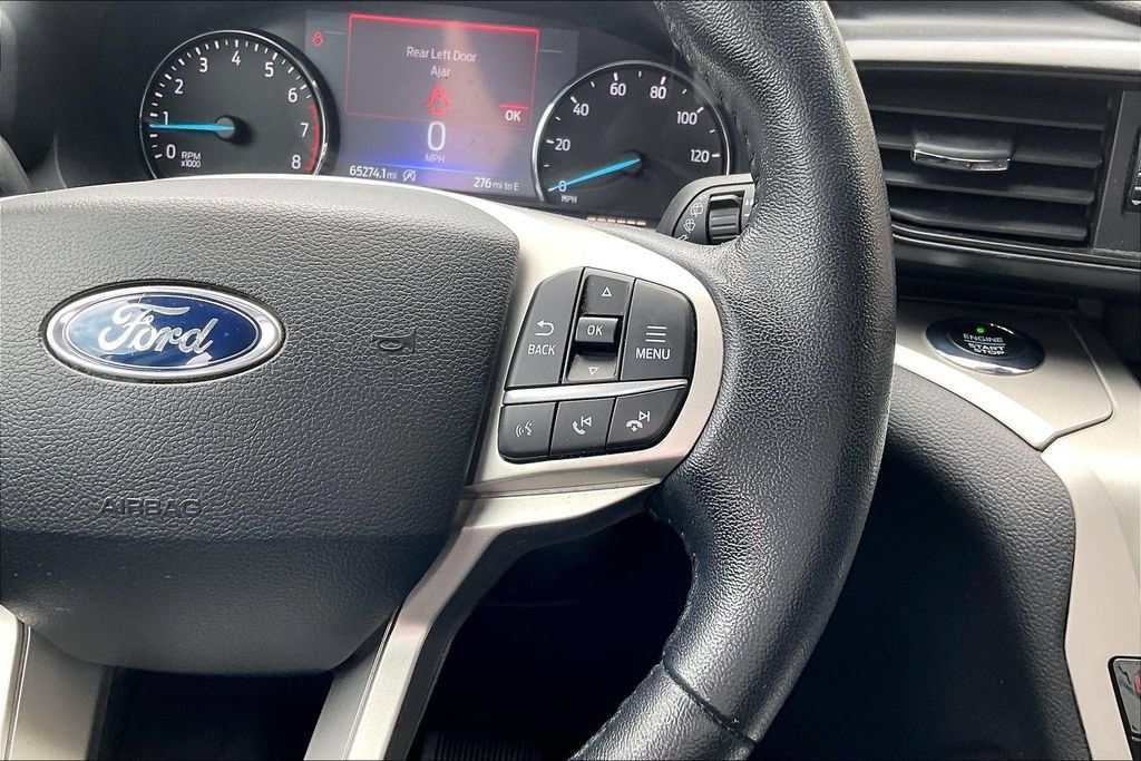 Used 2021 Ford Explorer XLT AWD/4WD image 18