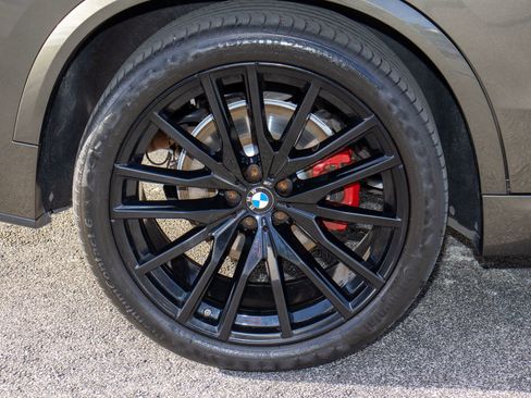 Used 2022 BMW X5 sDrive40i w/ M Sport Package image 40