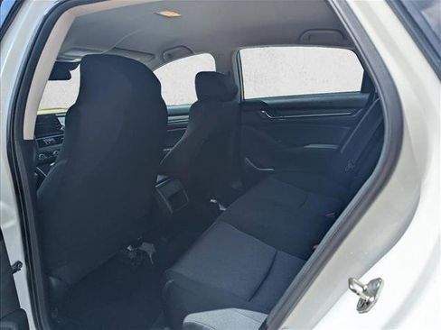 Used 2018 Honda Accord LX image 13