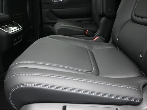 New 2026 INFINITI QX80 Pure image 16