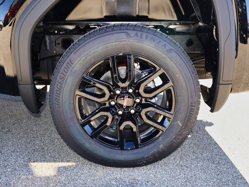 New 2026 GMC Sierra 1500 Elevation image 30