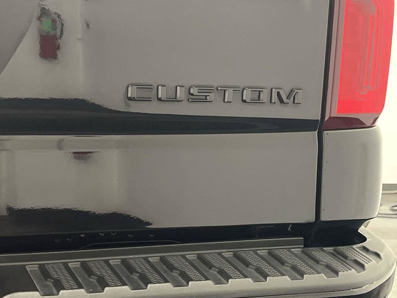 Certified 2021 Chevrolet Silverado 1500 Custom w/ Rally Edition AWD/4WD image 32