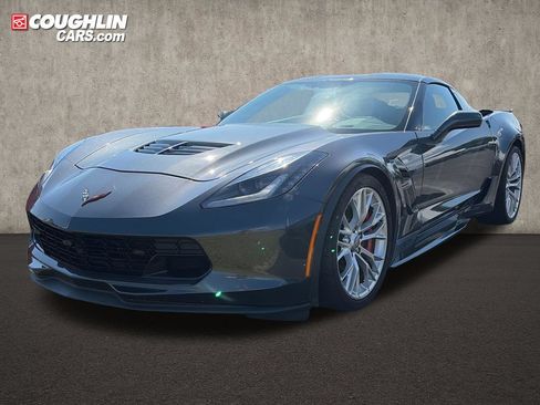 Used 2017 Chevrolet Corvette Z06 RWD image 3