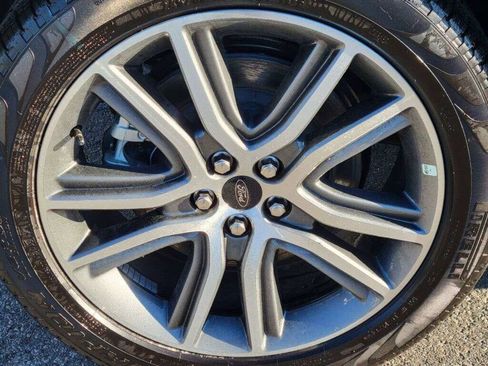 New 2024 Ford Edge Titanium w/ Equipment Group 301A image 28