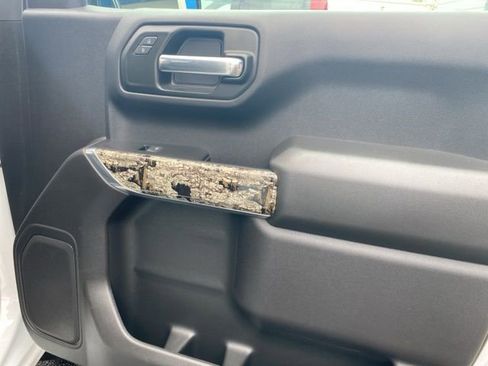 Used 2024 Chevrolet Silverado 1500 Custom Trail Boss w/ Realtree Special Edition AWD/4WD image 35