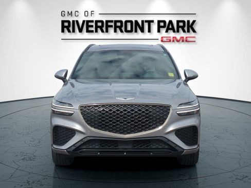 Used 2022 Genesis GV70 3.5T Sport AWD/4WD image 8