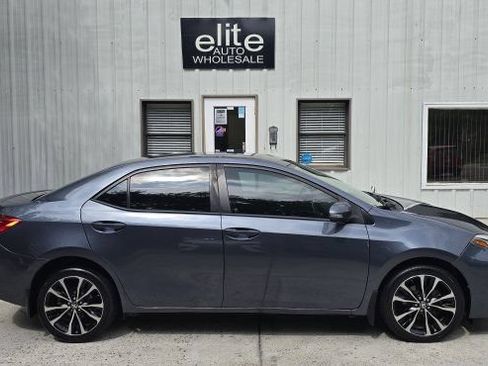 Used 2017 Toyota Corolla SE FWD image 6