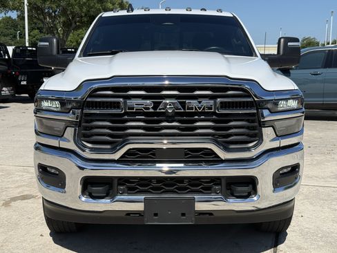 Used 2025 RAM 3500 Tradesman AWD/4WD image 11