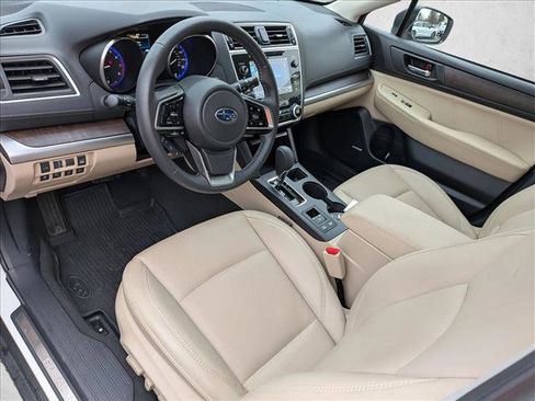 Used 2019 Subaru Outback 3.6R Limited w/ Popular Package #2 image 10