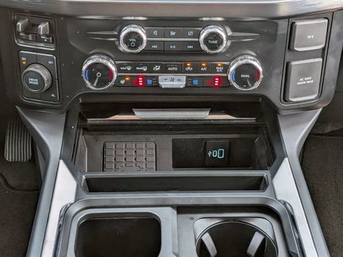 Used 2024 Ford F250 Lariat AWD/4WD image 20