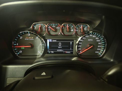 Used 2019 Chevrolet Silverado 1500 LT w/ All Star Edition AWD/4WD image 24