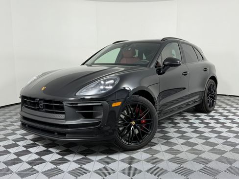 New 2026 Porsche Macan GTS image 1