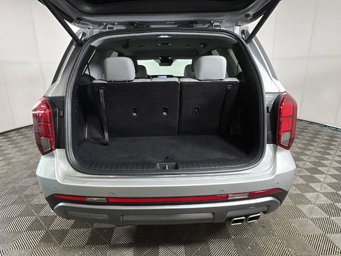 Used 2024 Hyundai Palisade SEL FWD image 31