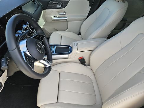 Certified 2026 Mercedes-Benz GLA 250 image 12