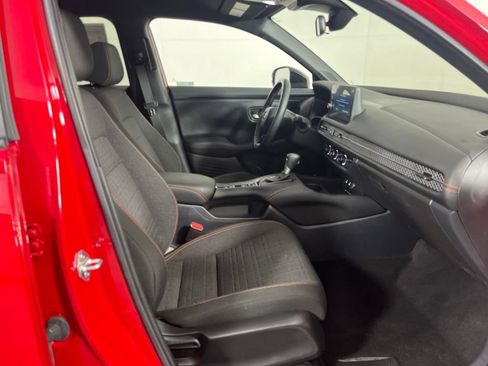 Certified 2026 Honda HR-V Sport image 5