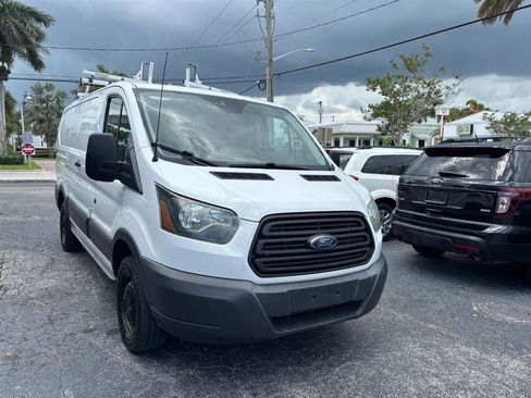 Used 2015 Ford Transit 250 130 Low Roof RWD image 7