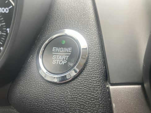 Used 2020 Ford EcoSport SE w/ SE Convenience Package FWD image 27