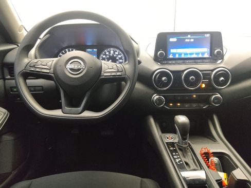 Used 2025 Nissan Sentra S FWD image 22