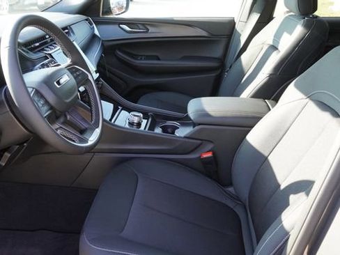 New 2026 Jeep Grand Cherokee L Laredo AWD/4WD image 19
