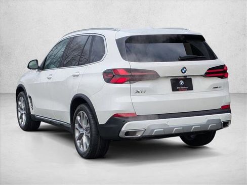 Used 2026 BMW X5 xDrive40i w/ Premium Package AWD/4WD image 8