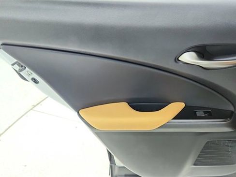 Used 2023 Lexus UX 250h AWD w/ Premium Package image 31