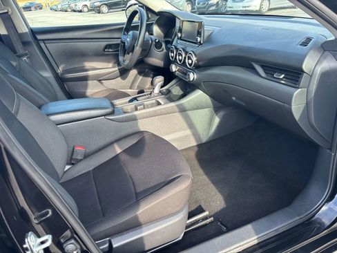 Used 2025 Nissan Sentra S image 19