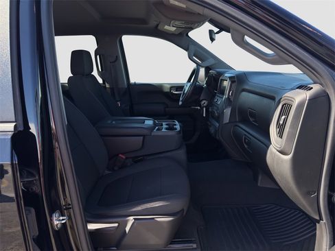 Used 2020 Chevrolet Silverado 1500 Custom Trail Boss w/ Custom Convenience Package image 24