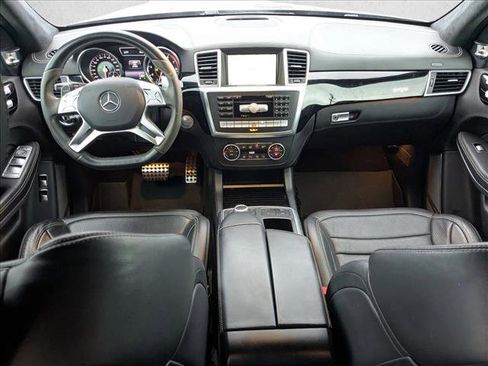 Used 2016 Mercedes-Benz GL 63 AMG 4MATIC image 14