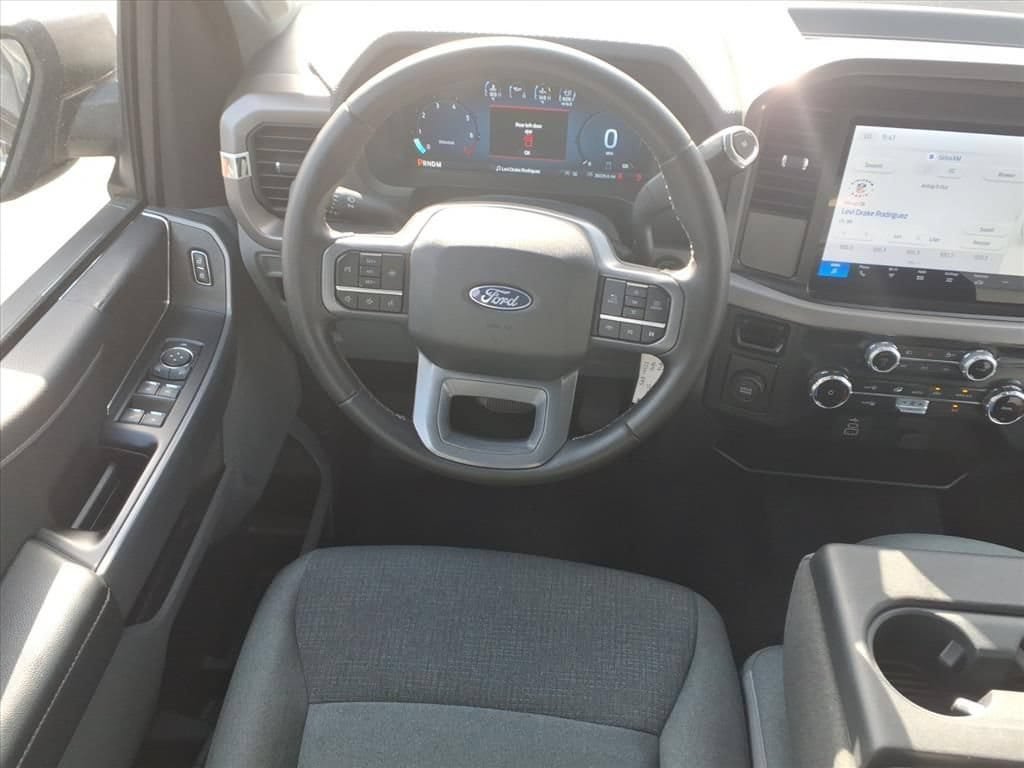 Used 2025 Ford F150 XLT w/ Equipment Group 301A Standard RWD image 29