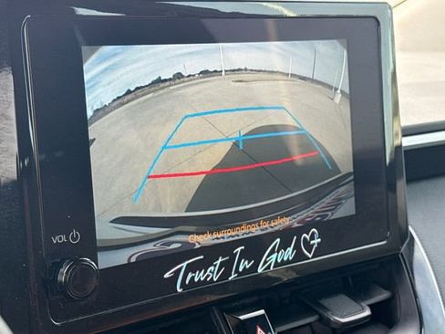 Used 2025 Toyota Corolla SE image 23