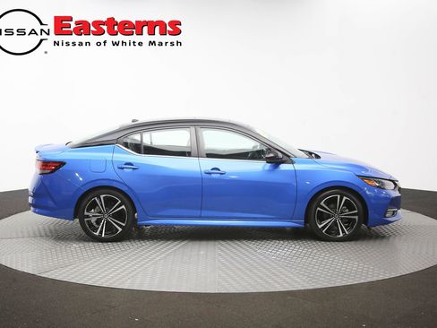 Used 2022 Nissan Sentra SR w/ SR Premium Package FWD image 44