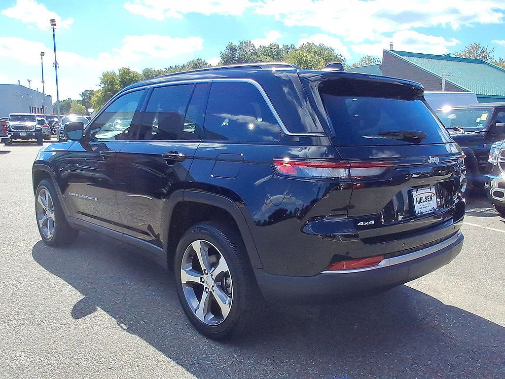 Used 2026 Jeep Grand Cherokee Limited AWD/4WD image 28
