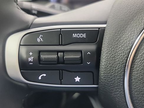 Used 2025 Kia K5 EX image 25