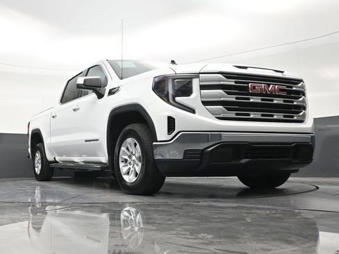 Used 2023 GMC Sierra 1500 SLE RWD image 26