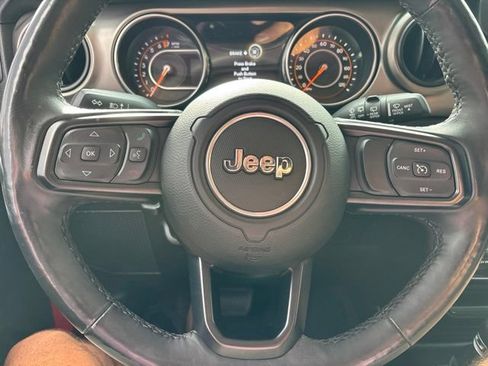 Used 2019 Jeep Wrangler Unlimited Sport S AWD/4WD image 19