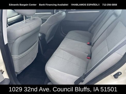 Used 2008 Mitsubishi Galant ES image 10