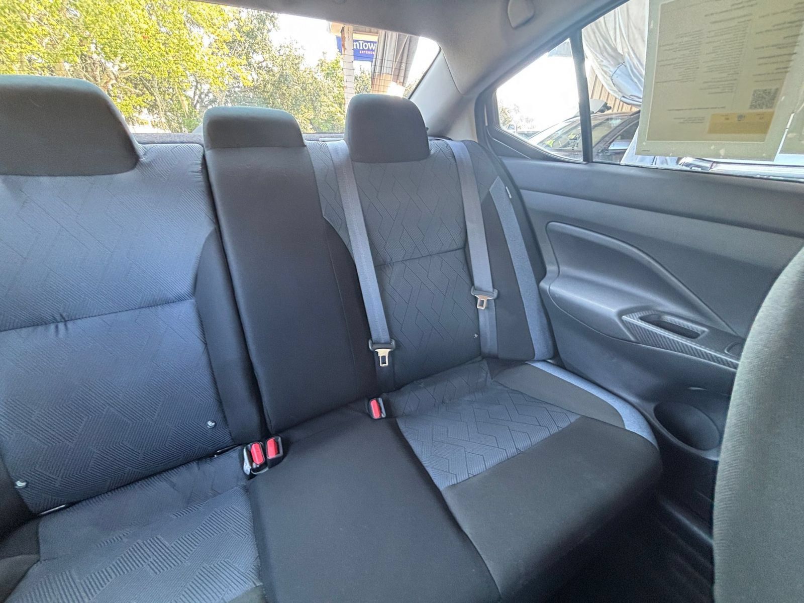 Used 2025 Nissan Versa SV FWD image 34