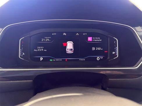 Used 2020 Volkswagen Tiguan SEL image 15